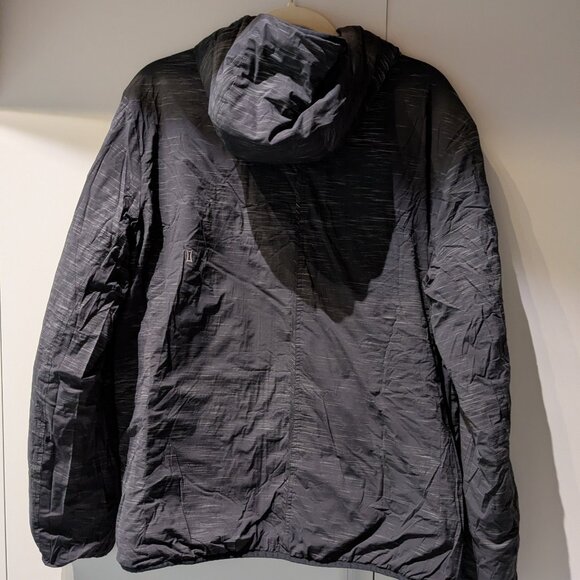 Kit and Ace Reversible Black Gray Puffer Jacket (M) - Picture 5 of 8